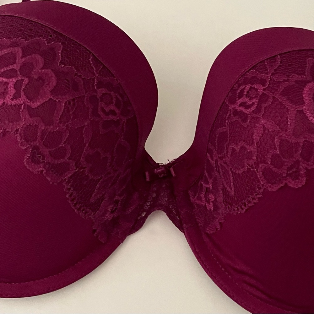 MAIDENFORM Merlot Red Lace Plunge Bra, Women’s size 38D